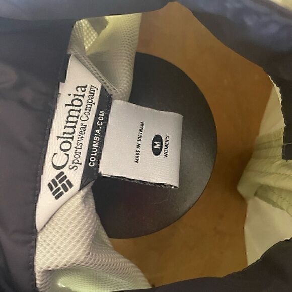Columbia Womens Medium Light Green Full zip Rain Jacket - Picture 5 of 5